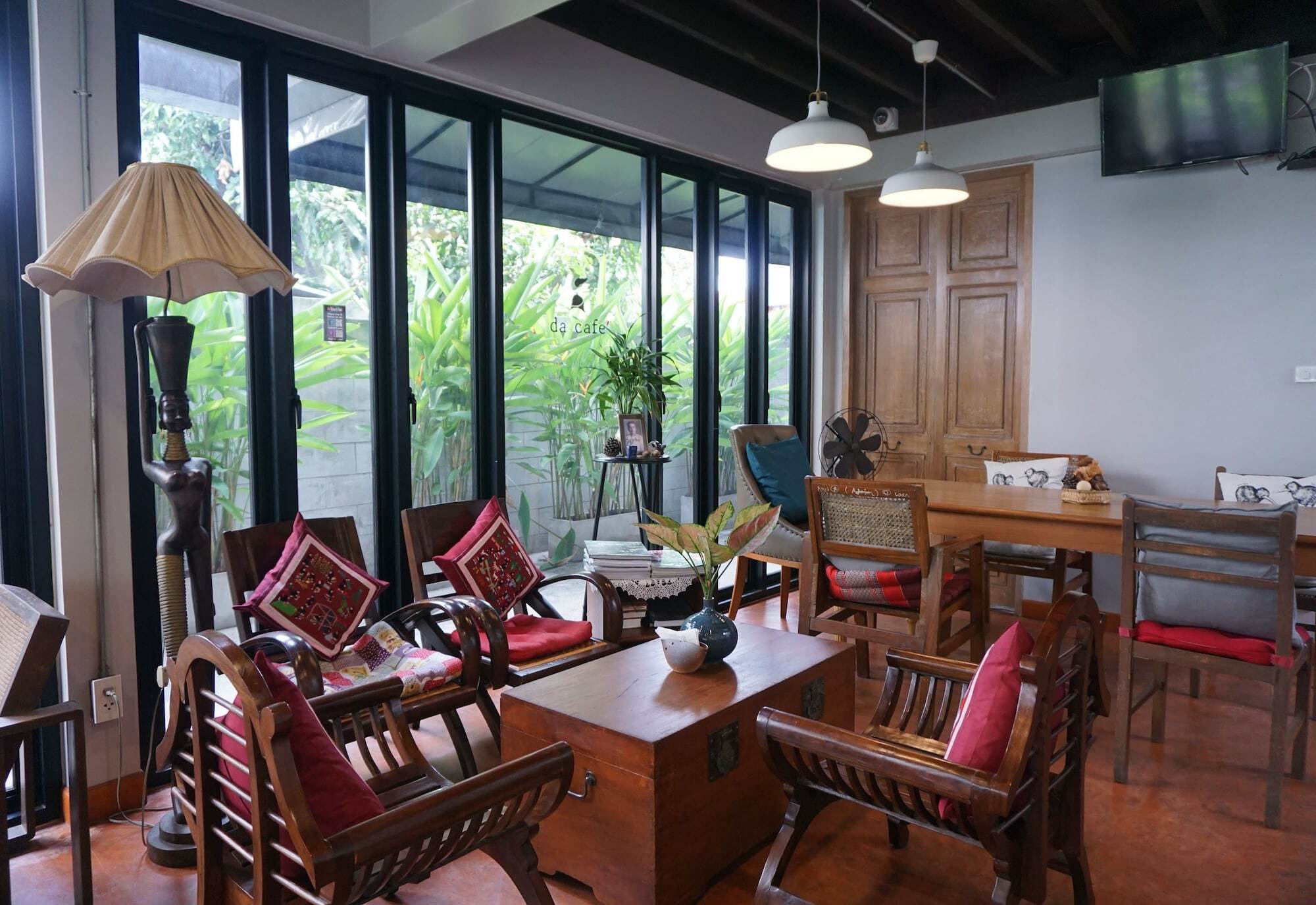 Baan Ongkharak Bed & Breakfast (Adults Only) Банкок Екстериор снимка
